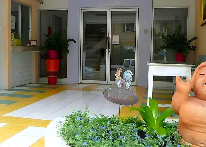 Thanapa Mansion Don Muang Airport 호텔