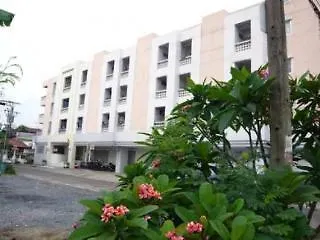 Thanapa Mansion Don Muang Airport 호텔 2*