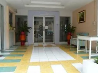 Thanapa Mansion Don Muang Airport 2*